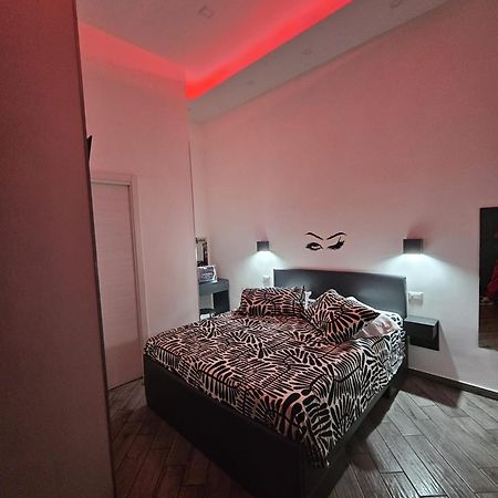 נאפולי Isabel Home מראה חיצוני תמונה