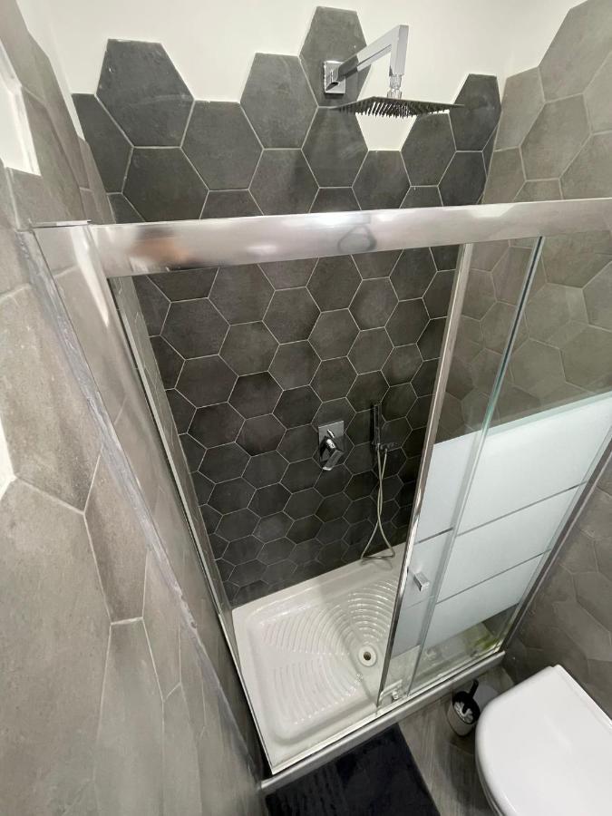 נאפולי Isabel Home מראה חיצוני תמונה