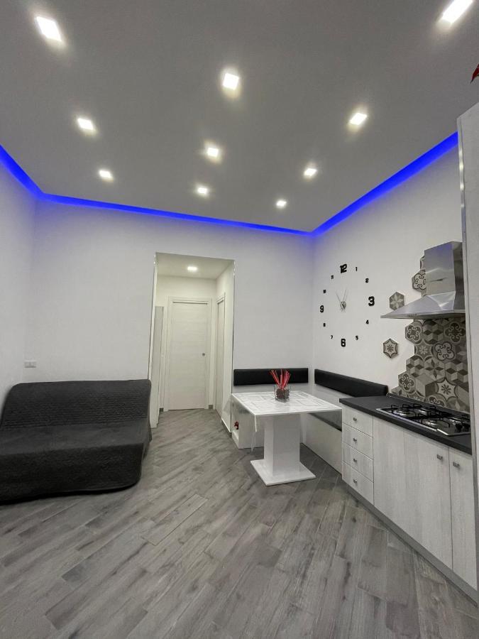 נאפולי Isabel Home מראה חיצוני תמונה